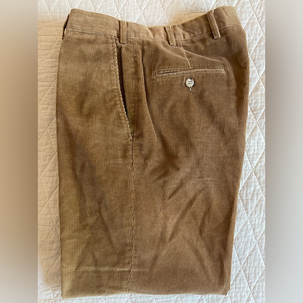 SCOTT BARBER Made‎ in Italy Fine Wale Corduroy Trouser in Light Brown Size 33